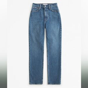 Abercrombie Curve Love Ultra High Rise 90s Straight Jean